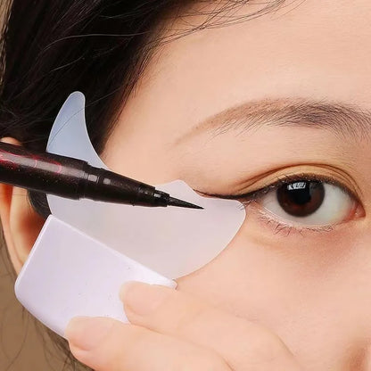 Multi-Functional Eyeliner Stencil & Makeup Aid Tool